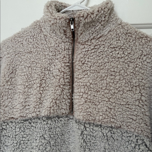 Thread + Supply teddy pullover jacket - Picture 3 of 5